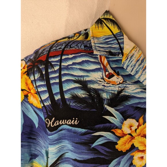 Vintage Royal Hawaiian Creations Mens Short Sleeve Hawaiian Shirt Size M USA - Picture 5 of 15